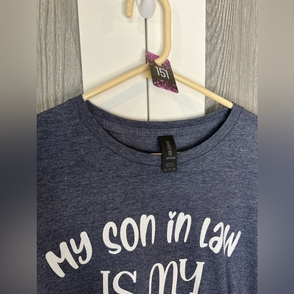 D14.06 NWOT My Son In Law Is My Favorite Child T-Shirt, Funny Mother T-Shirt 2X - Picture 4 of 5